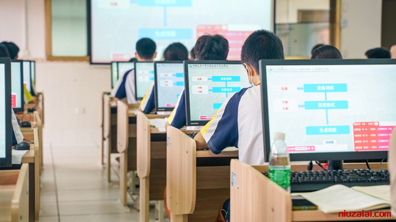 广东 “2+1”AI 教育方案全国首创 2025 年实现中小学全覆盖-牛仔AI